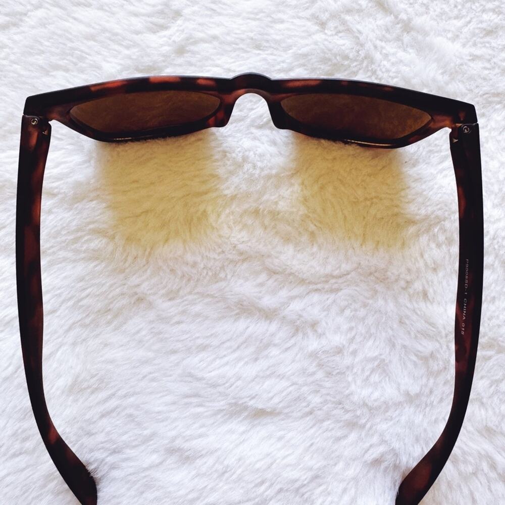 Luke Tortoise Brown Polycarbonate Sunglasses - Picture 8 of 13